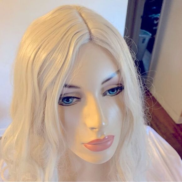Wig Cosplay Miss U Hair XL Blonde Curls Adjustable Straps Gorgeous - Picture 2 of 9